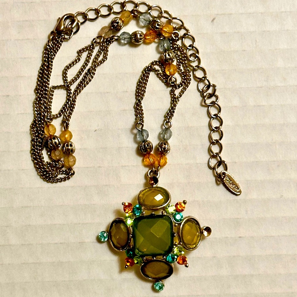 Vintage Gem Stone Pendant Necklace by VCLM Beautiful Diamond Shaped Pendant